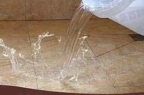 张掖市漏水维修 免砸砖防水材料该如何施工